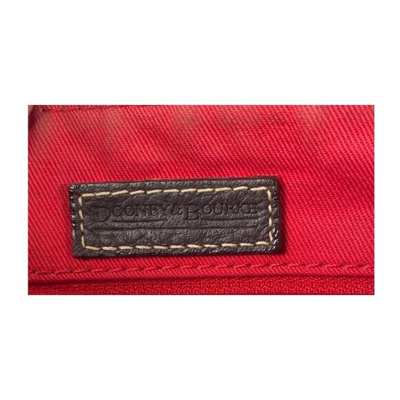 Dooney & Bourke Tartan Plaid Barrel Shoulder Bag w/ COA - Picture 2 of 6